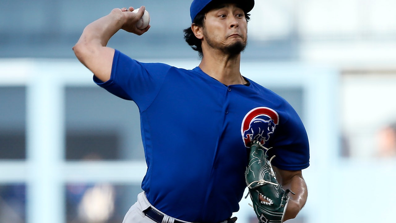 Rizzo's 2-run homer in 9th lifts Cubs over Dodgers 2-1